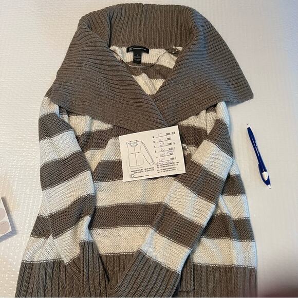 International Concepts INC  striped open front cardigan. V neckline. Small. - Picture 4 of 6